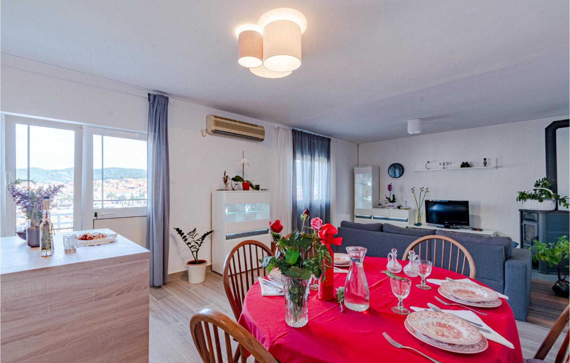 Beautiful Apartment In Vela Luka With Kitchen Екстериор снимка